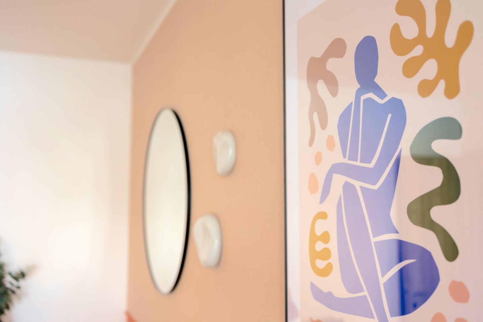 Design Apartment - Balcony, Free Parking, Yoga, 10 Mins To Center, By Gravity プラハ エクステリア 写真