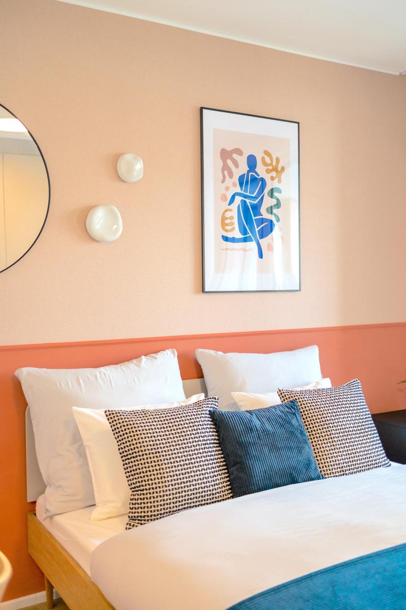 Design Apartment - Balcony, Free Parking, Yoga, 10 Mins To Center, By Gravity プラハ エクステリア 写真
