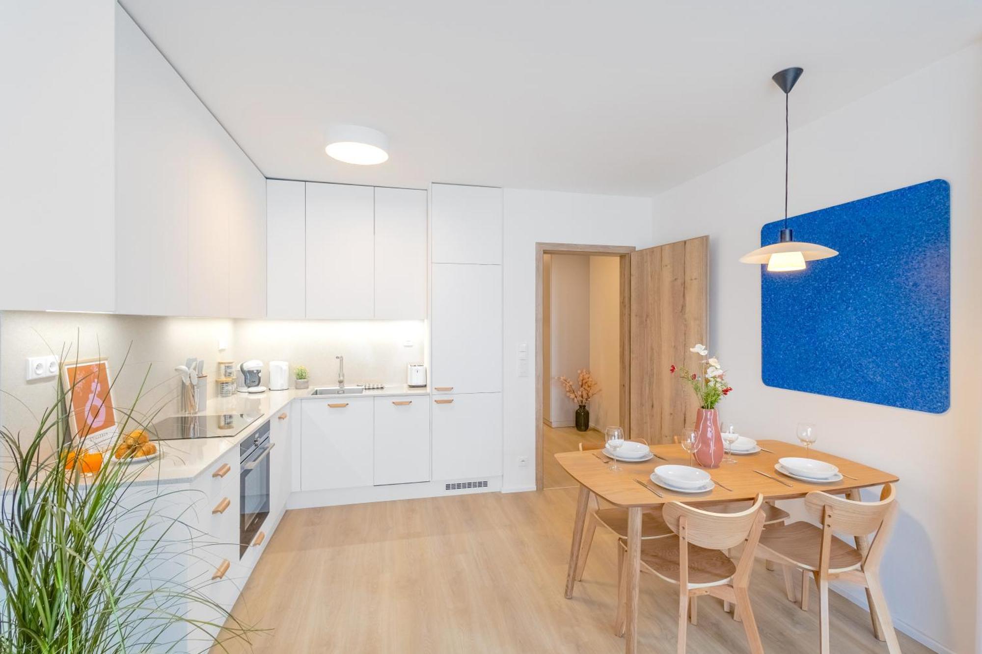 Design Apartment - Balcony, Free Parking, Yoga, 10 Mins To Center, By Gravity プラハ エクステリア 写真